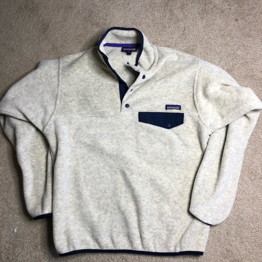 Men’s Patagonia Fleece Pullover.
